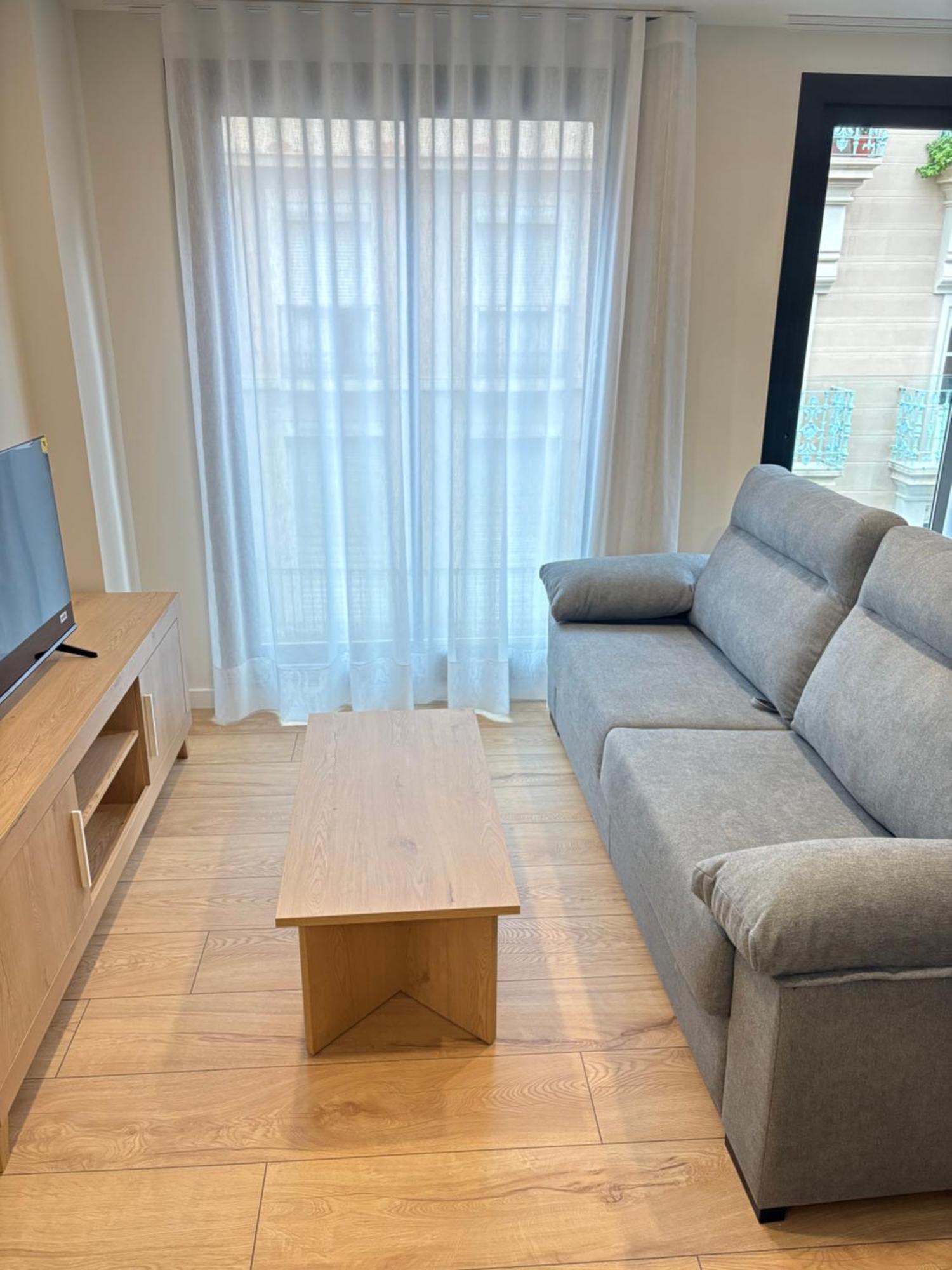 Reusia Apartaments Luaran gambar