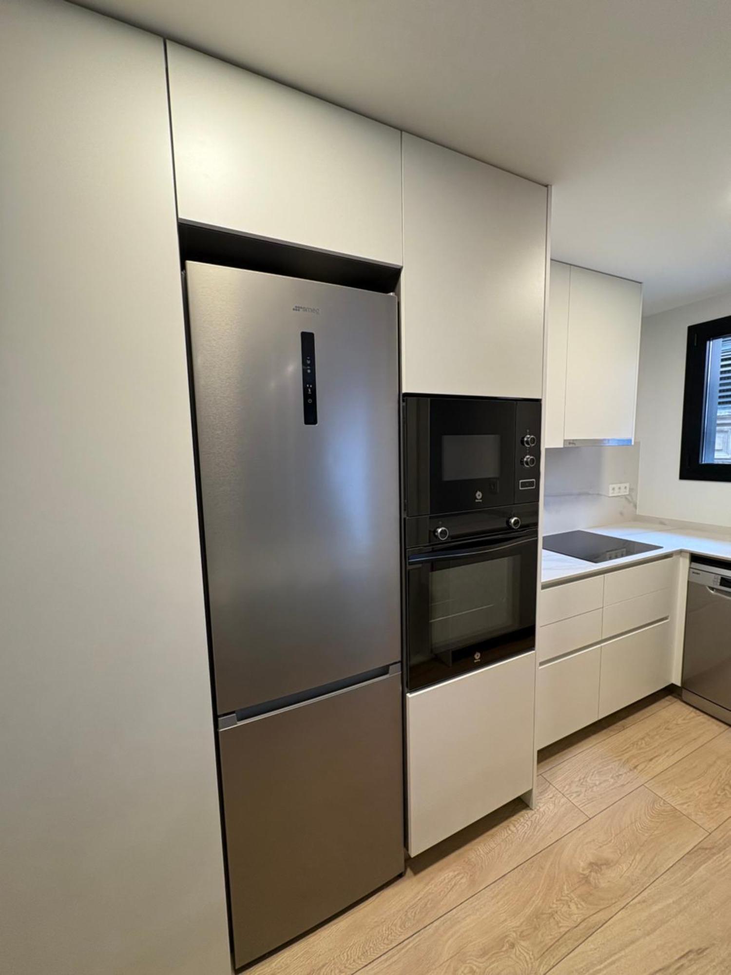 Reusia Apartaments Luaran gambar