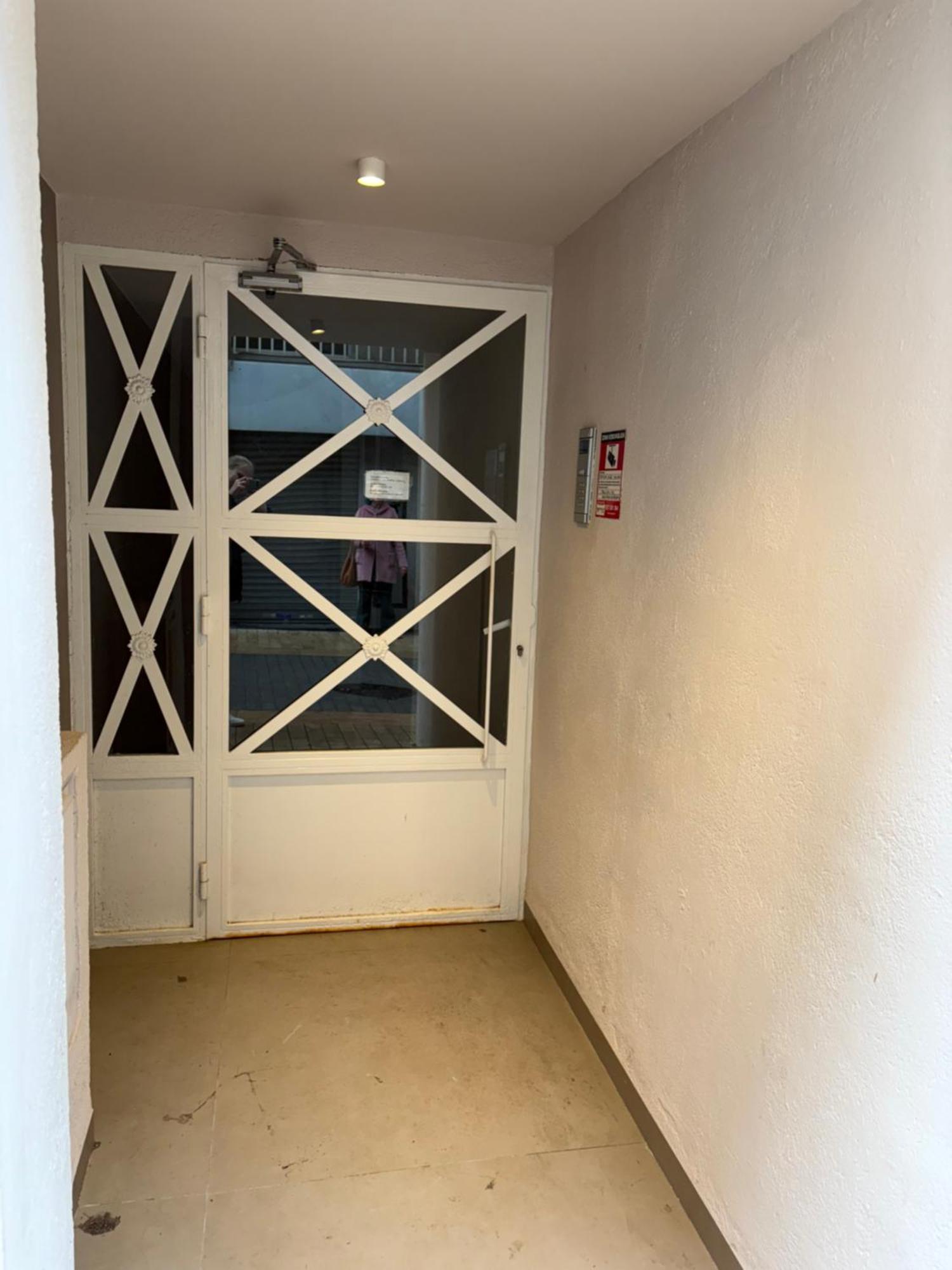 Reusia Apartaments Luaran gambar