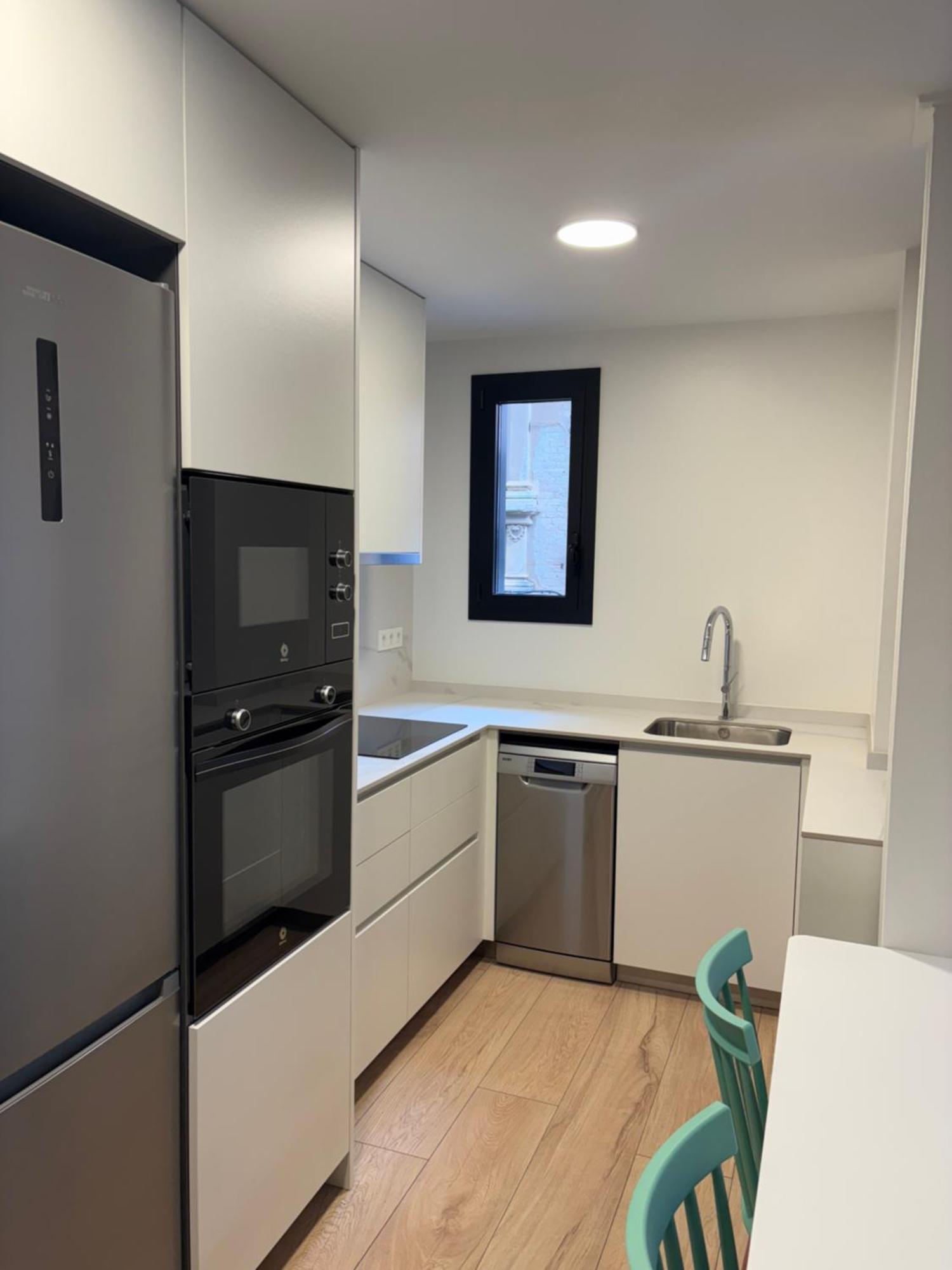 Reusia Apartaments Luaran gambar